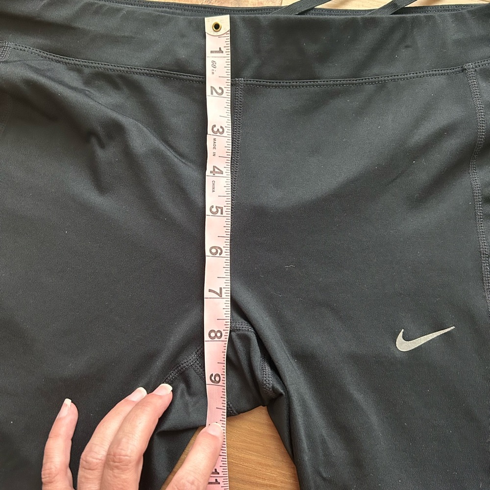 Women’s NIKE DRI FIT running soccer tennis yoga fitness workout tights M EUC - Picture 10 of 11
